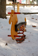 millesimo: antico borgo dell'entroterra ligure sotto la neve