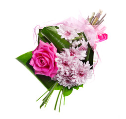Bouquet of blossom pink roses and chrysanthemums