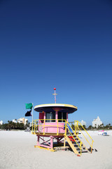 Fototapeta premium Lifeguard Hut in South Beach- Miami
