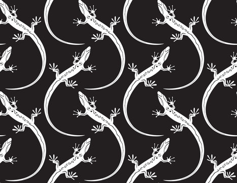 lizards on a seamless wallpaper pattern