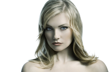 Naklejka premium blond young woman with stylish hair