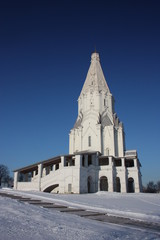 Fototapeta na wymiar Rosja, Moskwa, Manor Kolomenskoe. Kościół Wniebowstąpienia.