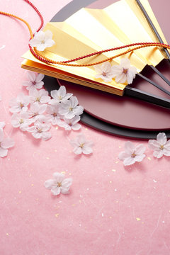 桜と扇
