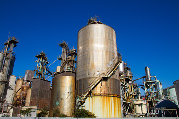 Oil refinery