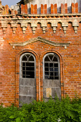 Fototapeta na wymiar historical manor ruins fragment with windows
