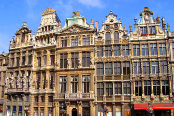 Fototapeta na wymiar Ozdobne budynki Grand Place, Bruksela, Belgia