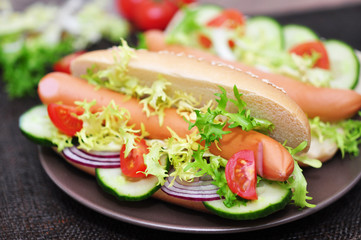 Hot dog, Tomate