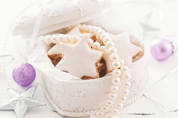 Geschenk mit Plätzchen