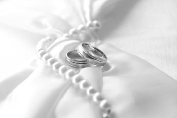 Wedding rings, black & white