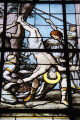 Crucifixion à l'envers de Saint Philippe, vitrail de l'église Saint-Philippe-du-Roule à Paris