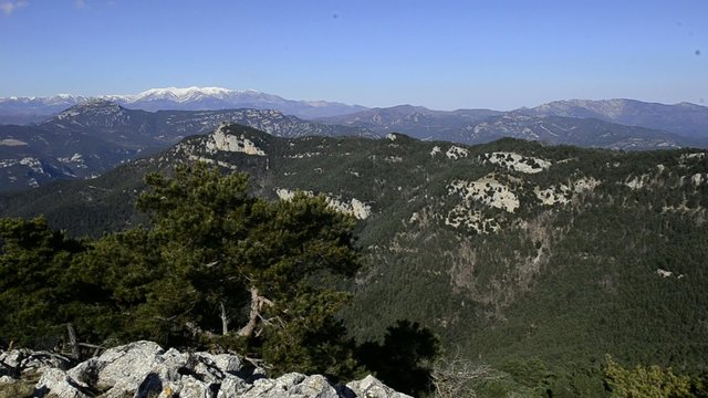 monta&ntilde;as