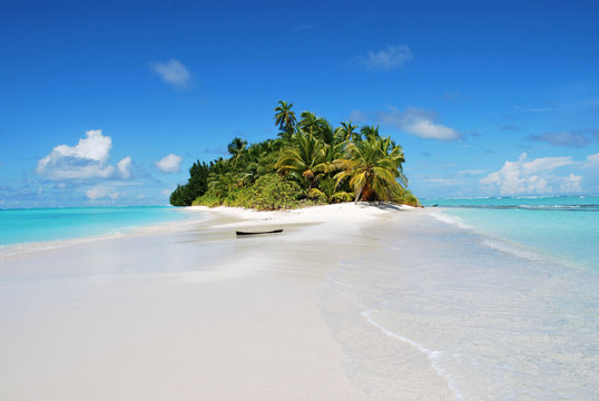 The Chagos Archipelago. Peros Banhos.