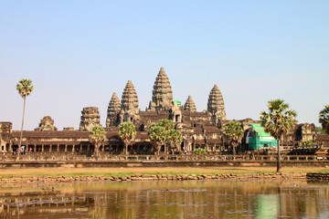 Fototapeta premium Front view of Angkor Wat