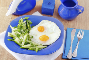 eggs end green peas