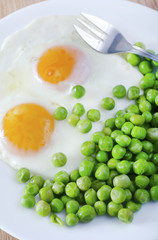 green peas and eggs