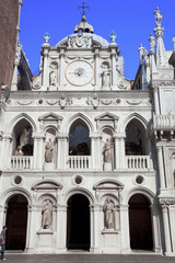 Naklejka premium iiitalie,venise : san marco palais des doges, cour ntérieure
