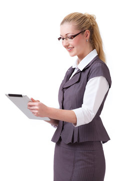 junge blonde Geschäftsfrau mit Tablet Computer