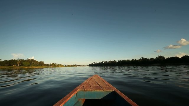 Boot auf Amazonas, Südamerika