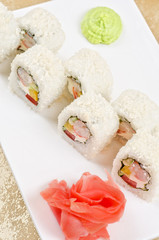 Fototapeta na wymiar shrimp sushi roll