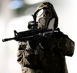 soldier aiming