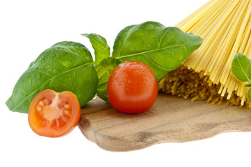 Spaghetti with basil and tomato (with clipping path)