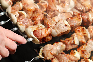 Meat slices prepare on fire