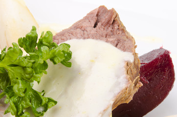 Rindfleisch mit Meerrettichsoße