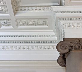 Intricate plaster cornice ceiling - 39155437