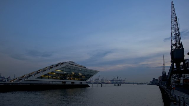 Timelapse Dockland Hamburg