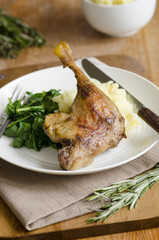 Duck with mashed potatoes