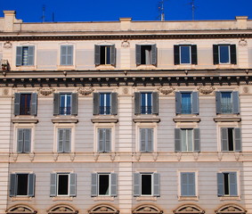 PALAZZO IN CENTRO A ROMA