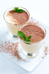 Two creamy vanilla desserts