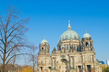 Fototapeta na wymiar Berlin Cathedral during day light