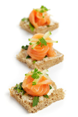 Canapes mit Räucherlachs