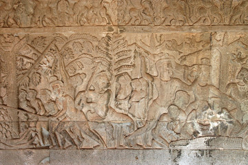 Obraz premium Carvings on wall and terrace of Angkor Wat