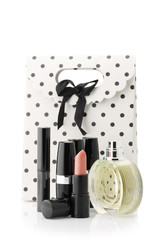 Cosmetic set and bag