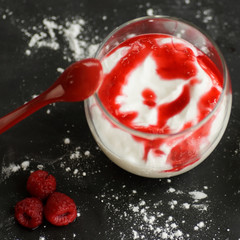 fromage blanc et coulis de framboise 5