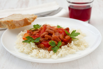 rice with beans with tomato sauce