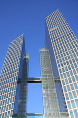 Obraz premium Highlight Tower Vertikal