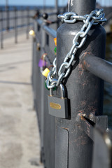 Padlocks on the bridge - obrazy, fototapety, plakaty