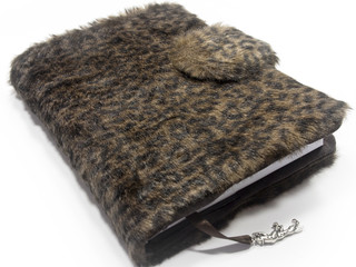 Kalendereinband aus Kunstfell