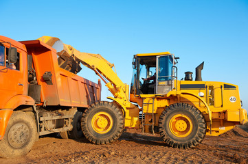 wheel loader excavator and tipper dumper