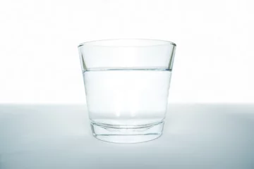 Rolgordijnen Glass of Water © vali_111