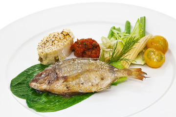Gebratene Dorade Royale mit Mangold