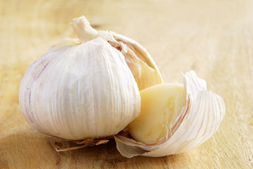 broken garlic