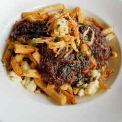 Poutine with braised ribs - 39243879