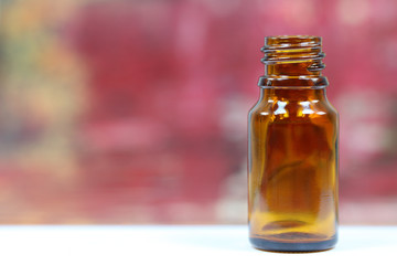 Medizinfläschchen, leer