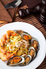 fettuccine  with Shrimp and mussel