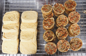 Fried bean curd and khanom kha moo