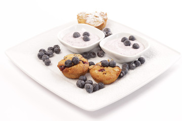Whole grain cupcakes with blueberries